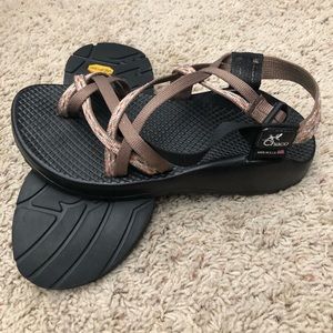 Chaco, women’s size 5
